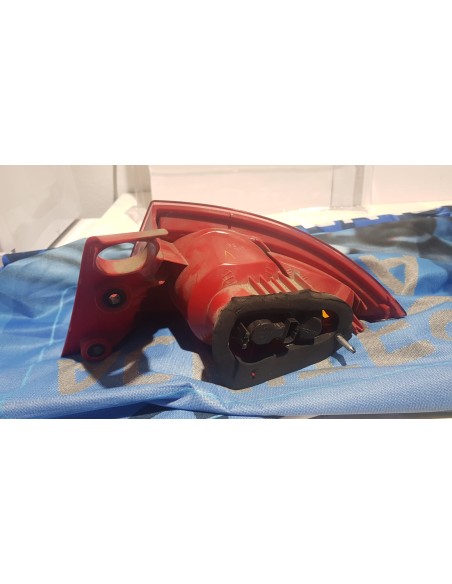 PILOTO TRASERO IZQUIERDO SEAT LEON CONFORT LIMITED