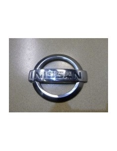 EMBLEMA TRASERO NISSAN