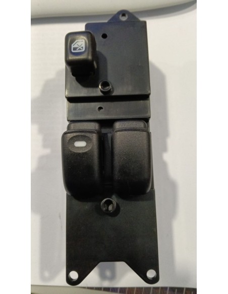 MANDO ELEVALUNAS DELANTERO IZQUIERDO MITSUBISHI MONTERO
