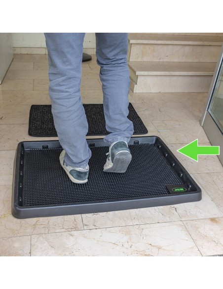 ALFOMBRA CON DEPÓSITO PARA LÍQUIDO DESINFECTANTE