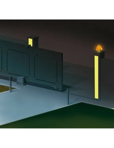 Cinta Reflectante Adhesiva Roja  100X5 Cm                                            