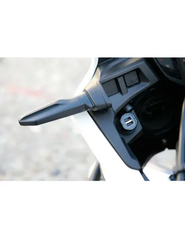 Cargador De Bateria Universal 2 Usb 12/32V...